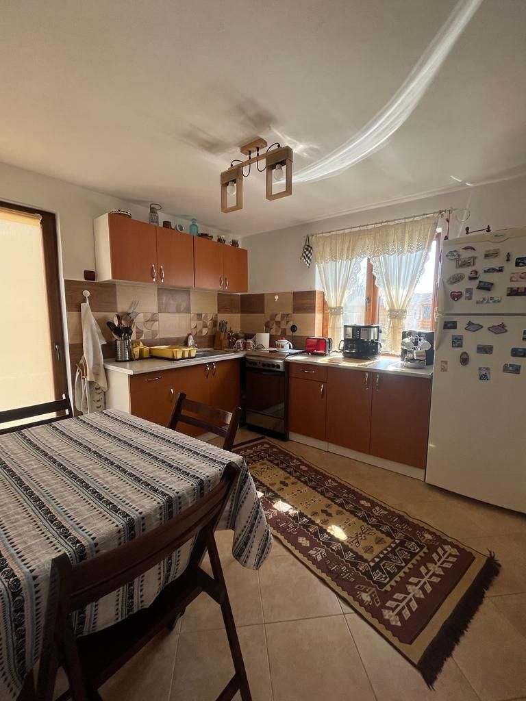 big_5b27fe85-7fcc-481e-9b86-71fe74ec7f33